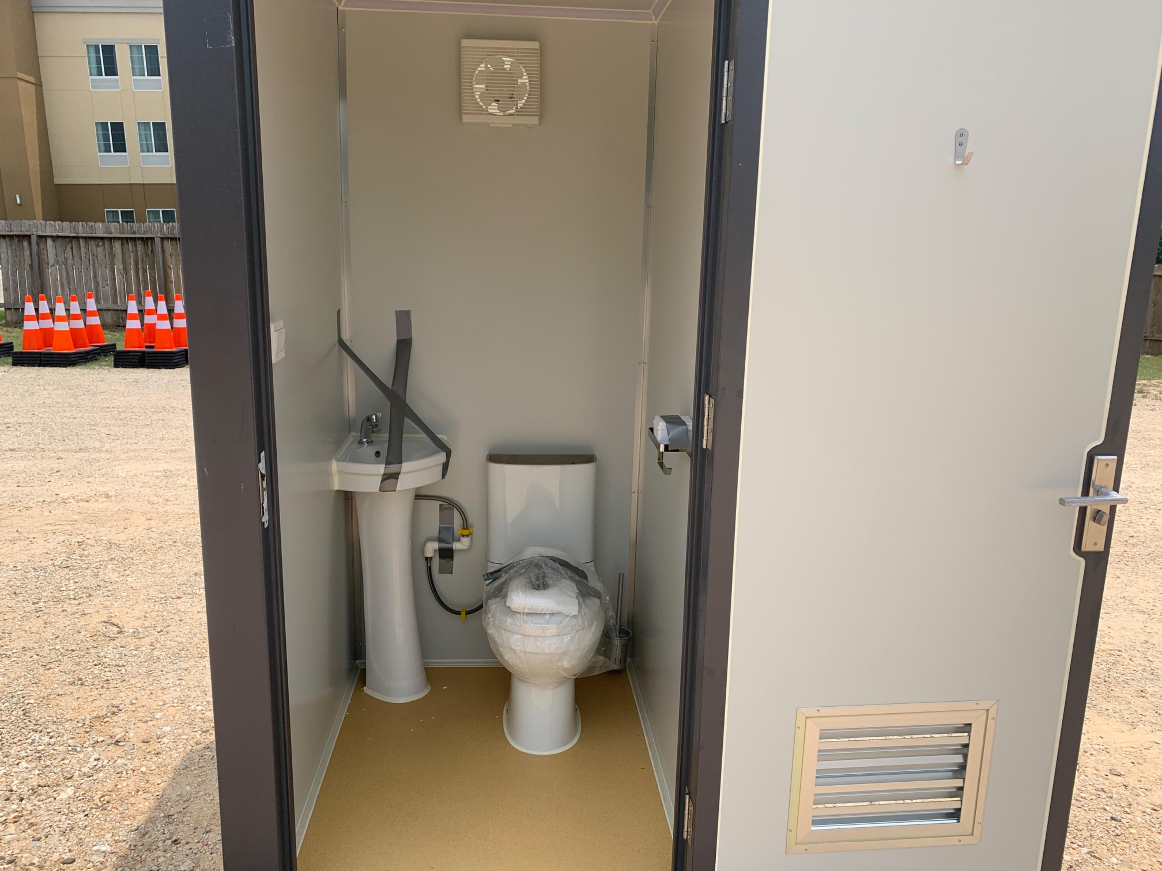 2023 Bastone Mobile Toilet