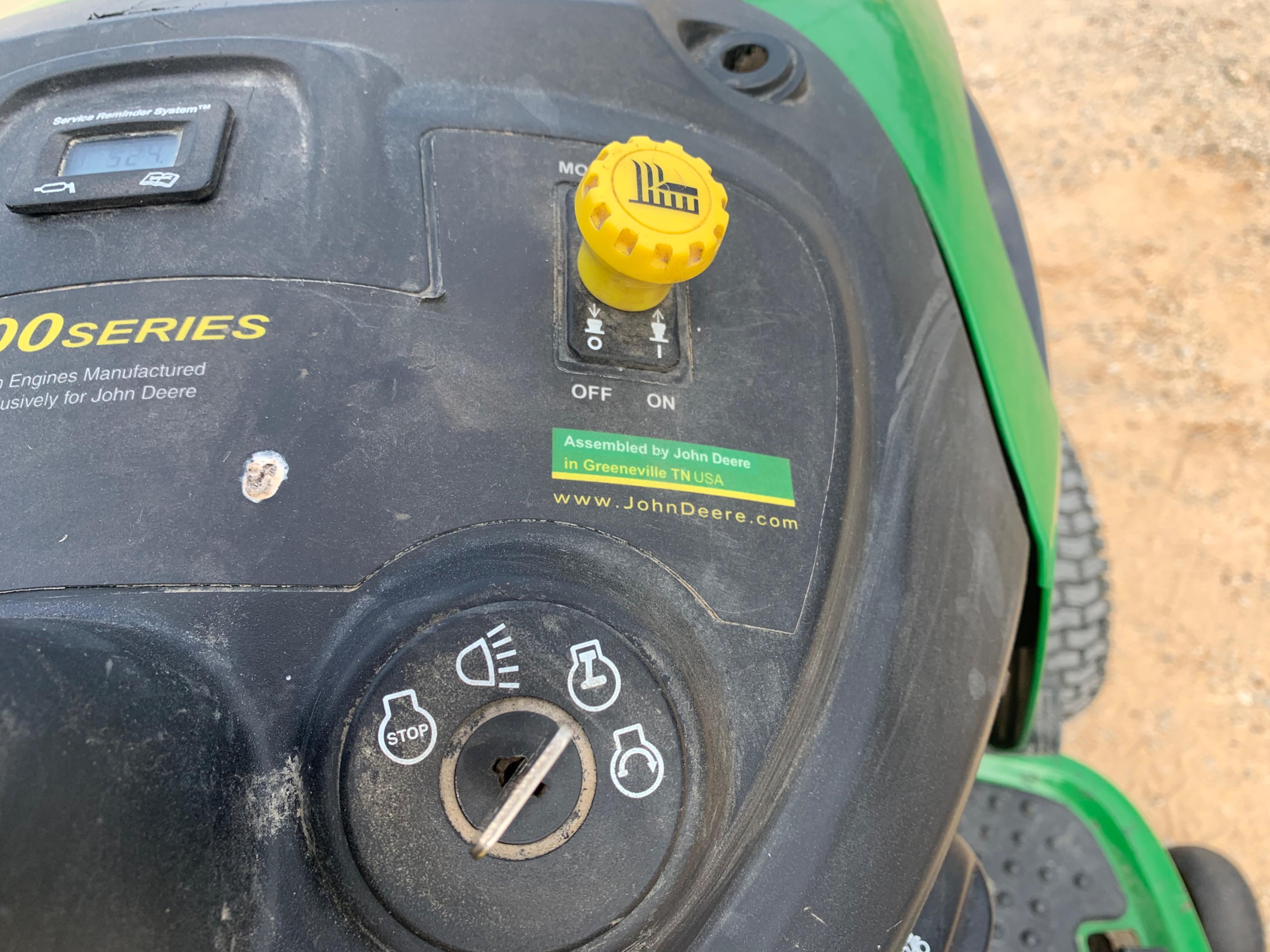 2013 John Deere 48"  100 Series Riding Mower