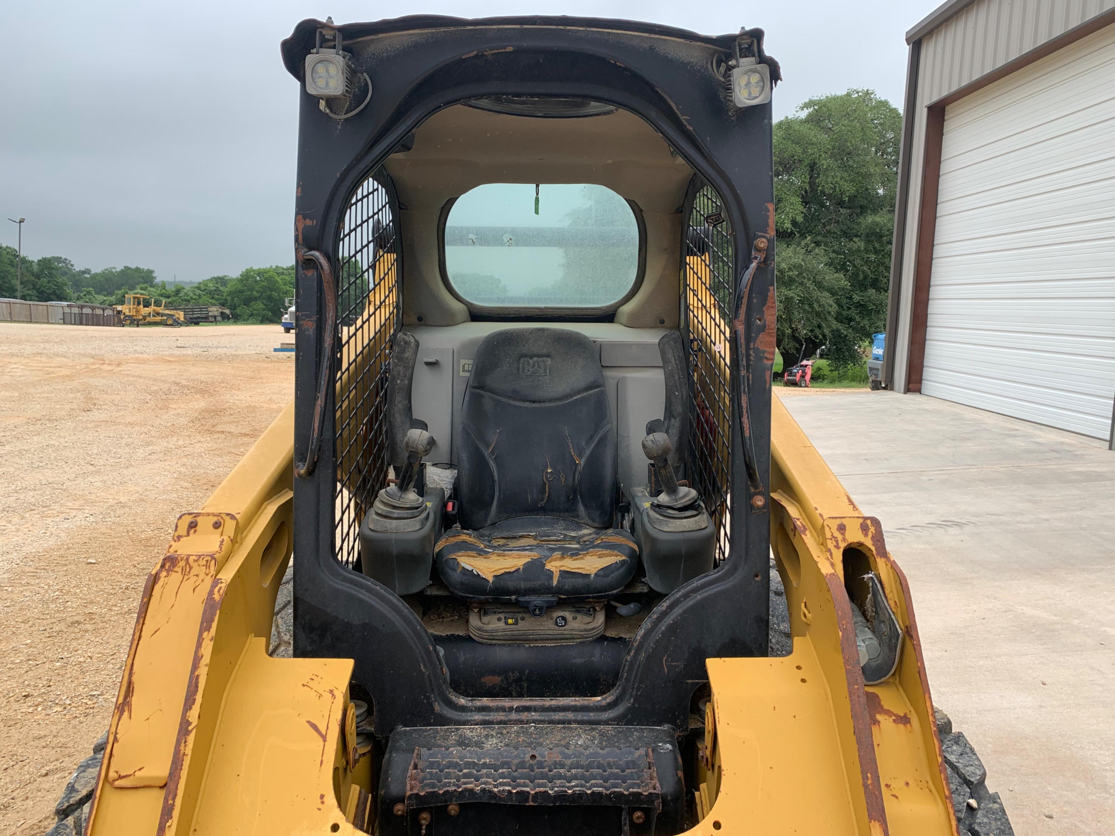 CAT 242D DTL200326 Skid Steer