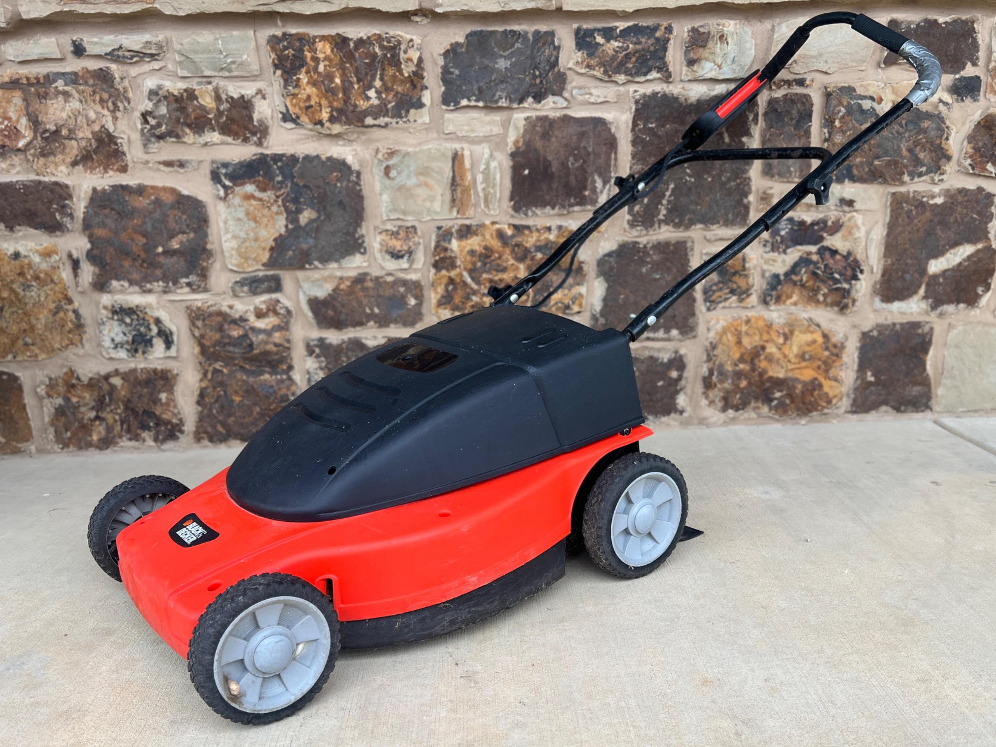 Black & Decker Electric Push Mower