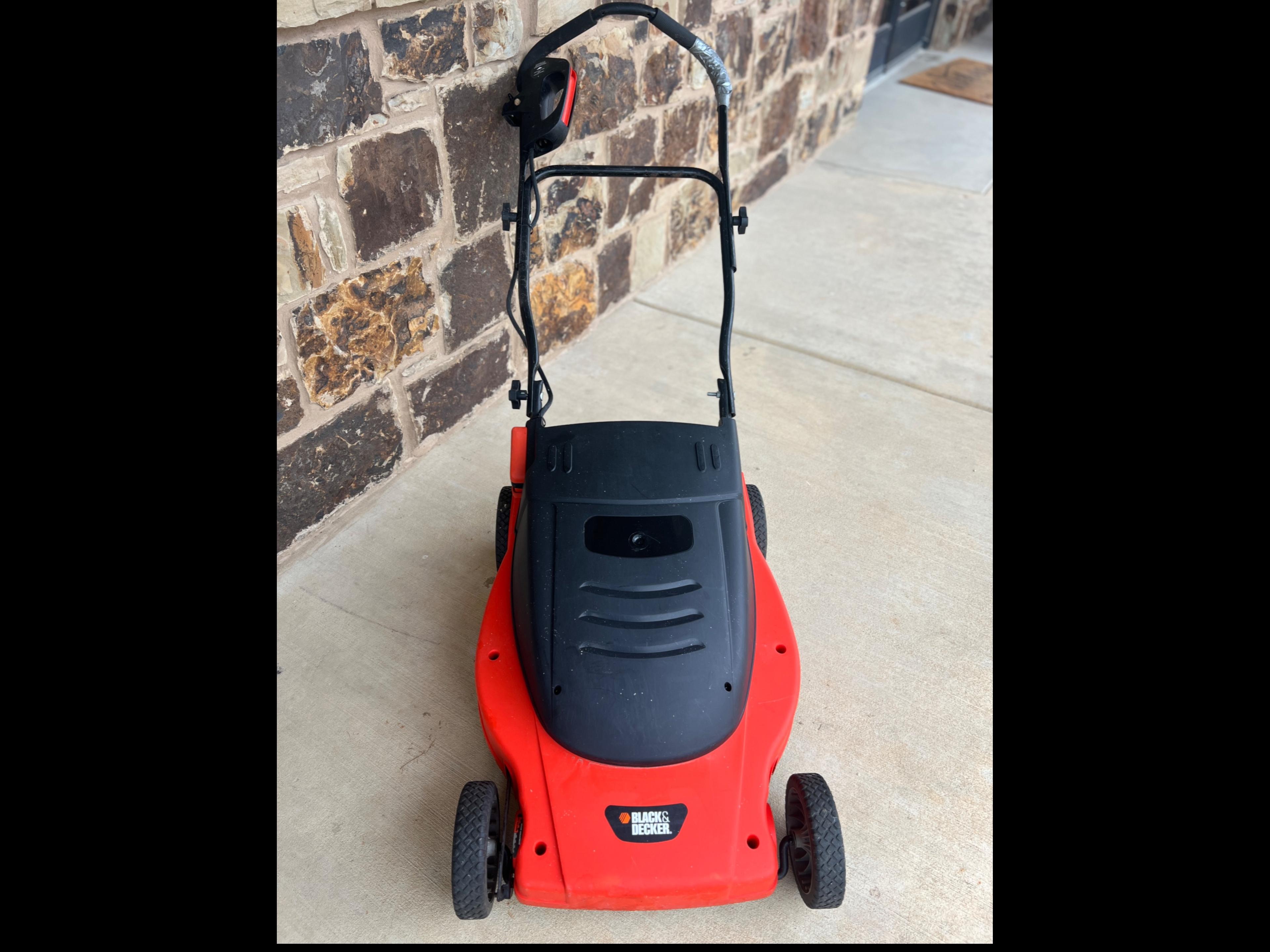 Black & Decker Electric Push Mower