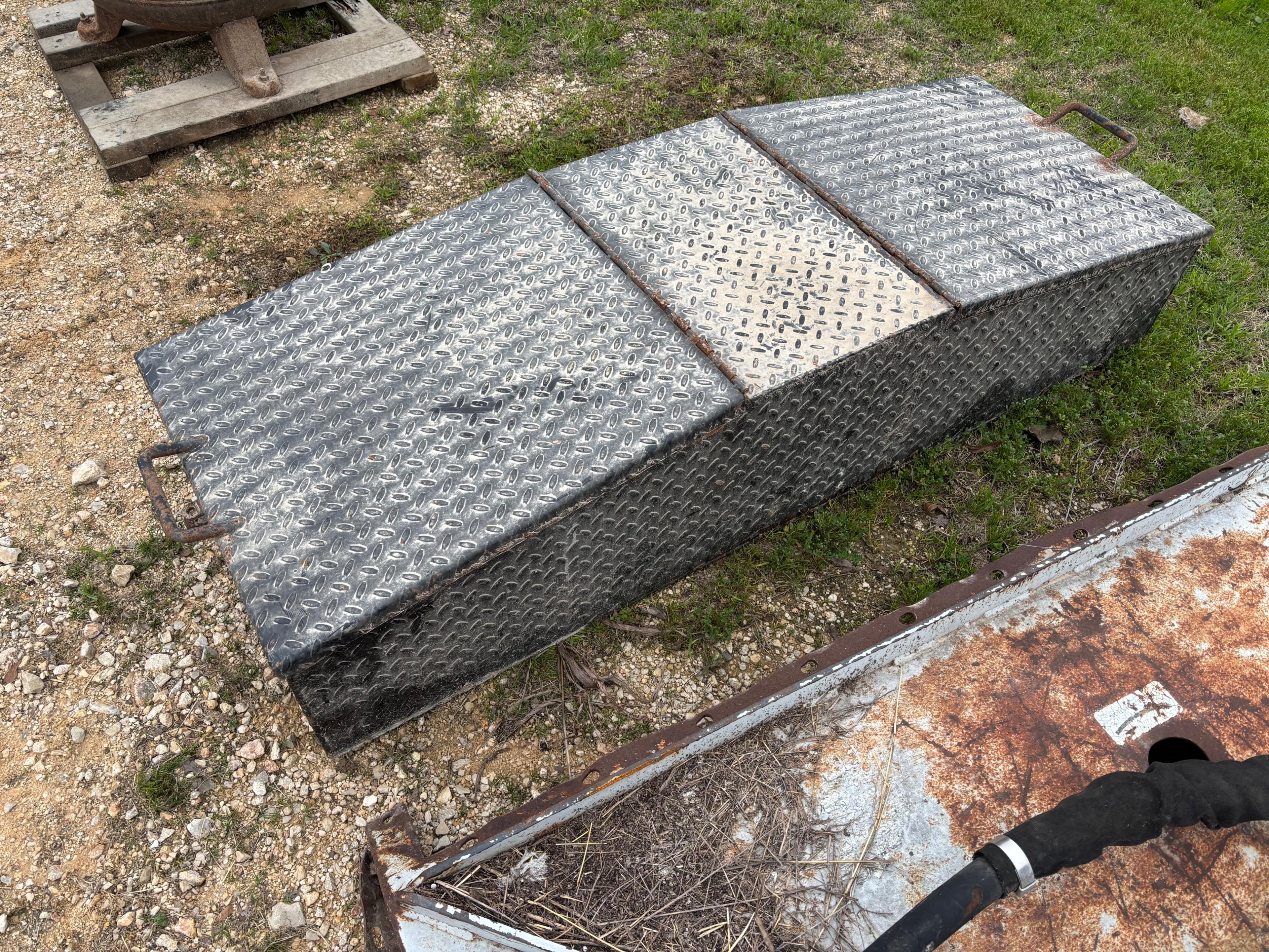 Truckbed Tool Box