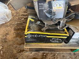 Pallet of Misc Auto Parts