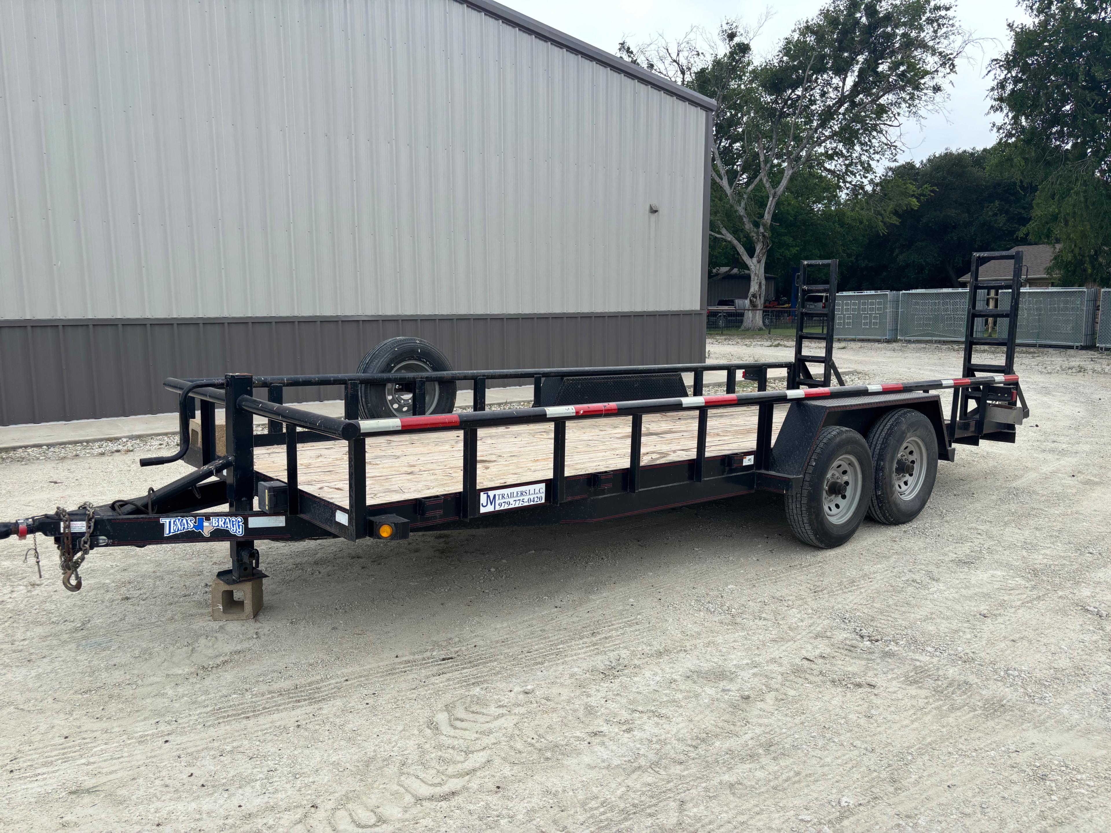 20' Texas Bragg Utility Trailer