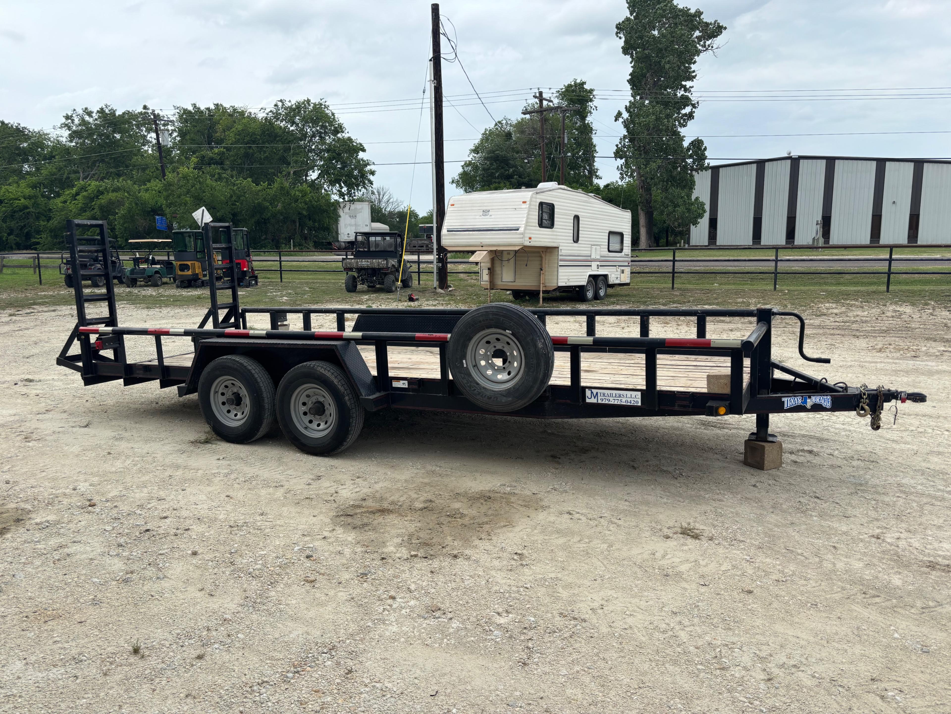 20' Texas Bragg Utility Trailer