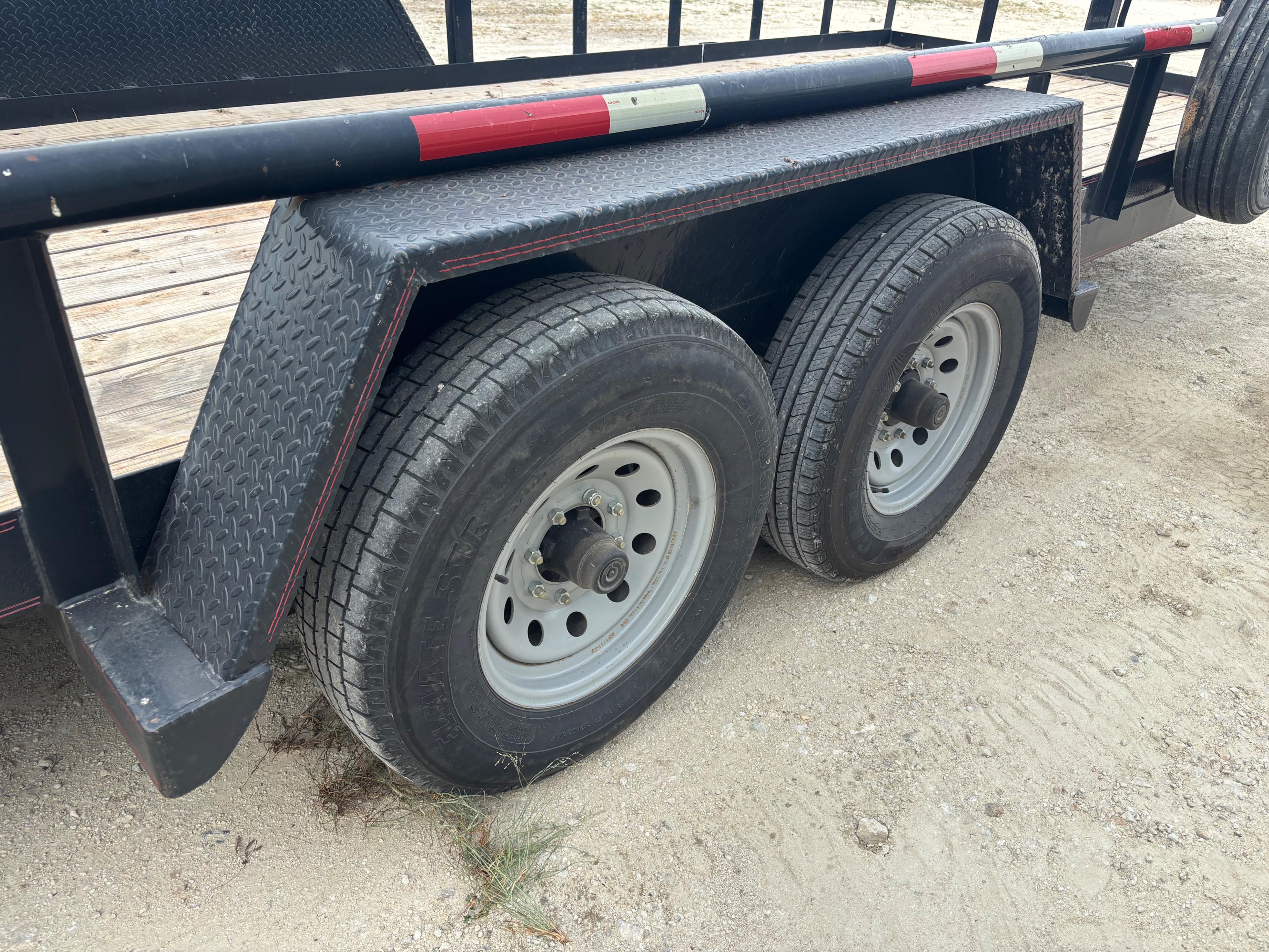 20' Texas Bragg Utility Trailer