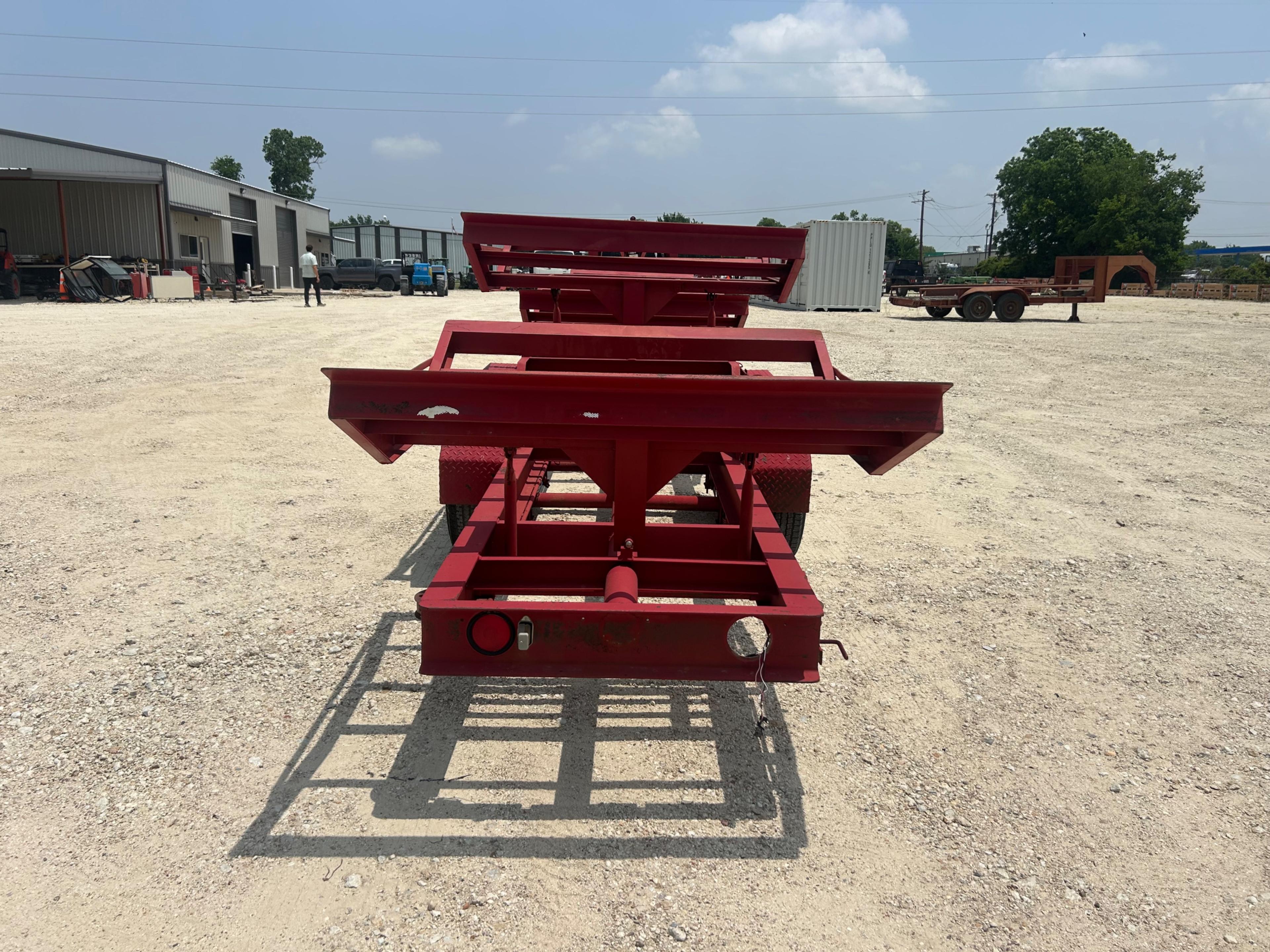 Gooseneck 5 Bale Hay Trailer