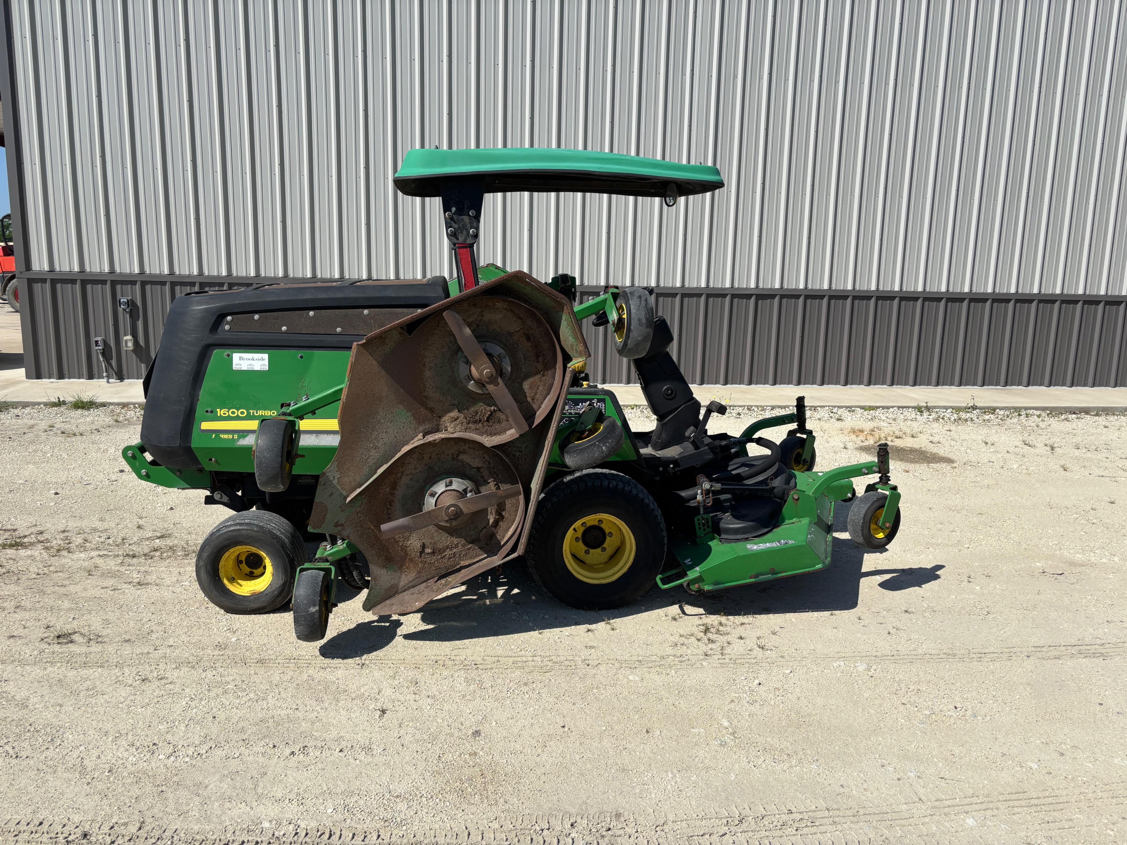 2010 John Deere 1600 Turbo II Wide Area Mower