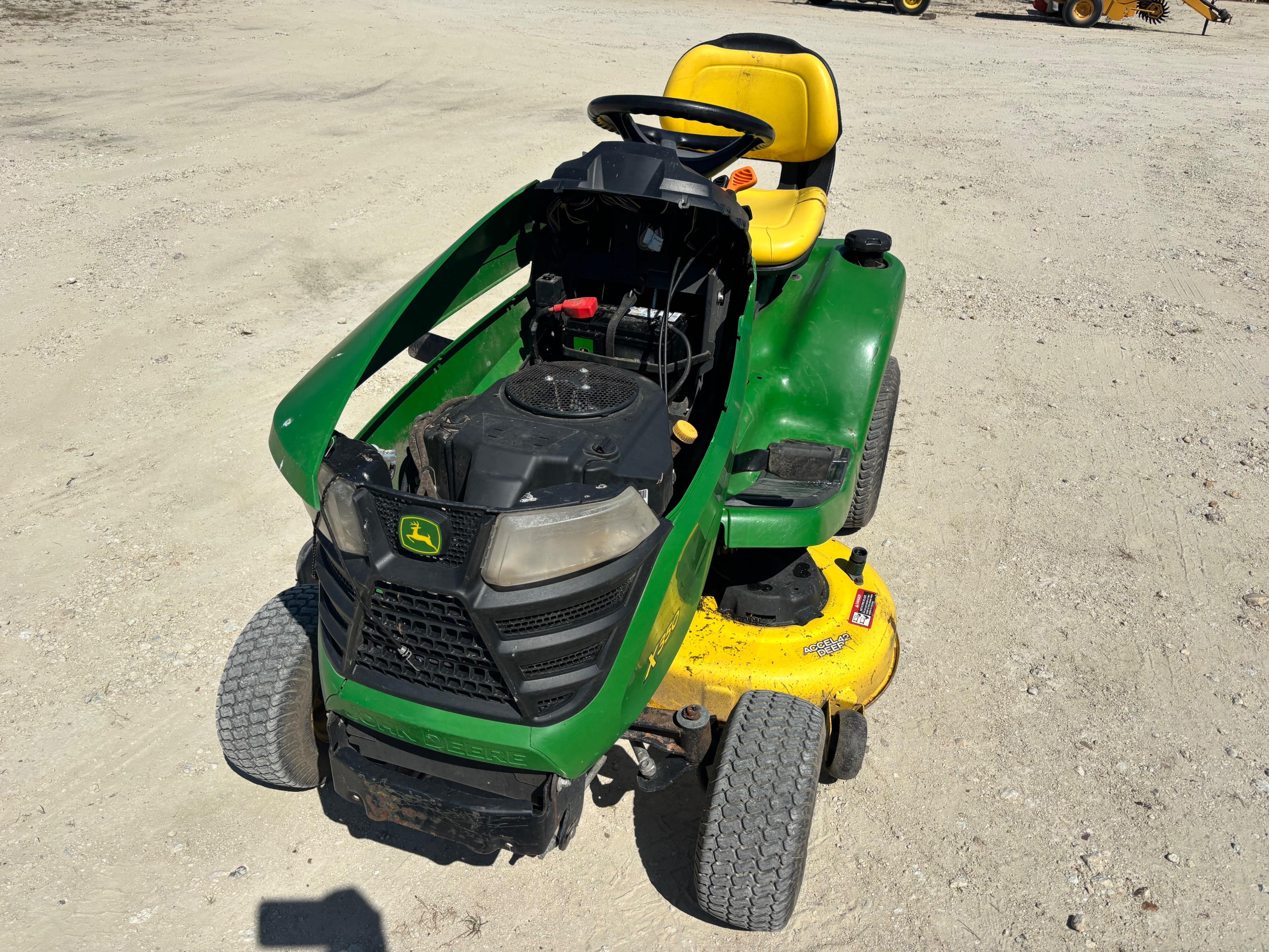 2017 John Deere X350 Riding Mower