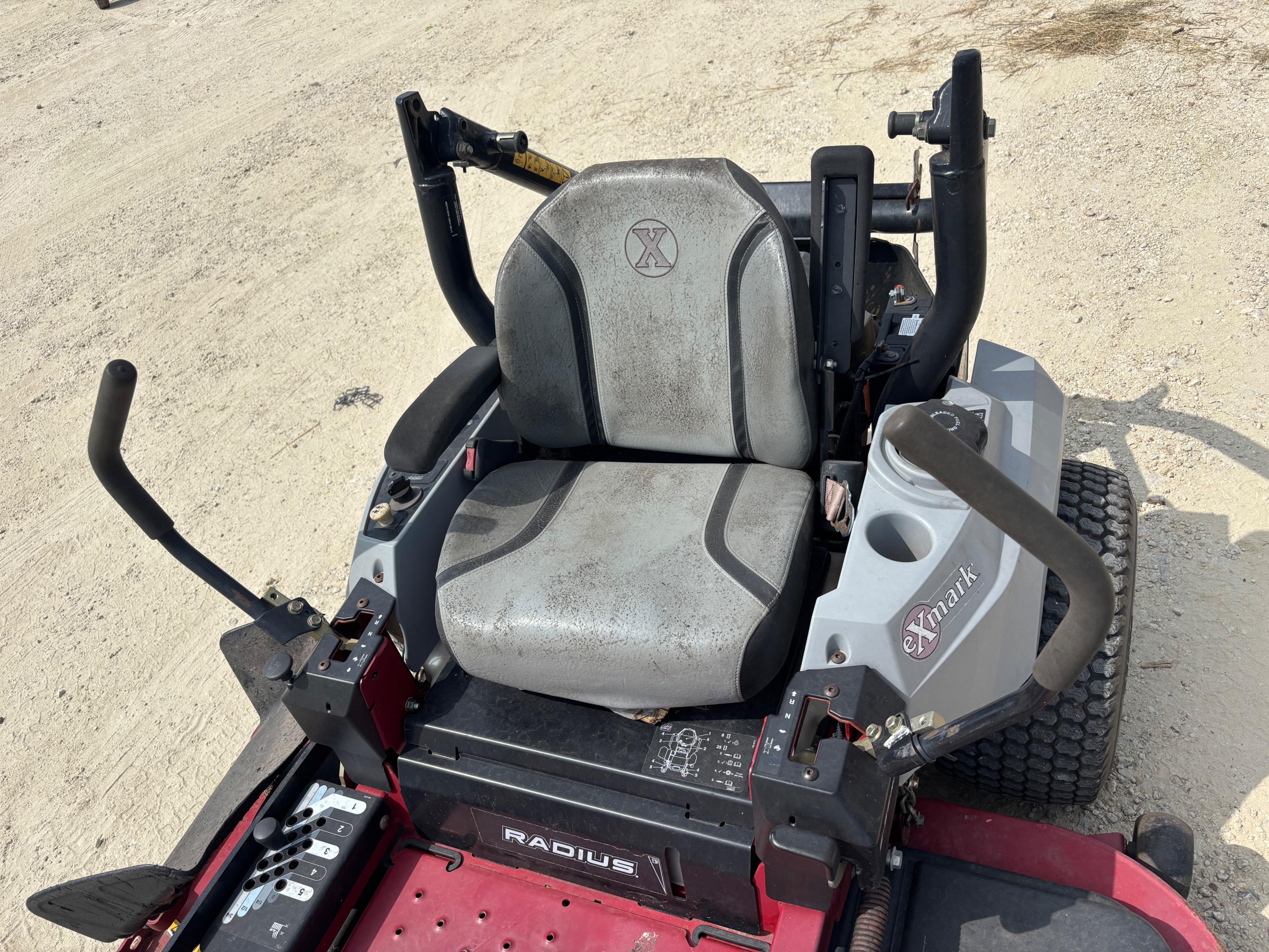 ExMark Radius 60" Zero Turn Mower