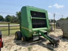 John Deere 566 Round Baler