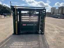 Arrowquip 6100 Com-Catch w/ Sternum Bar Squeeze Chute