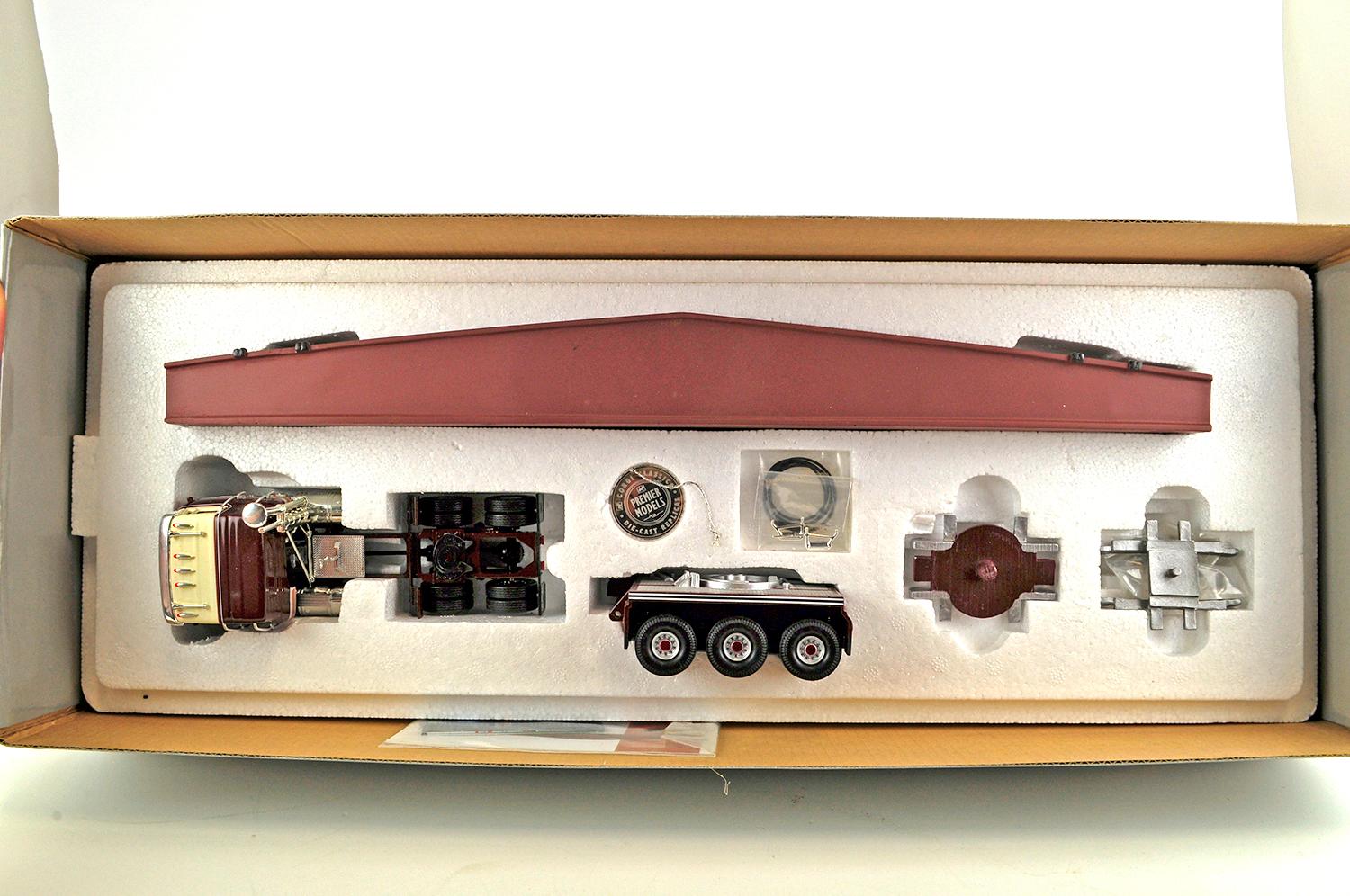 International Transtar w/Dolly and Girder Load