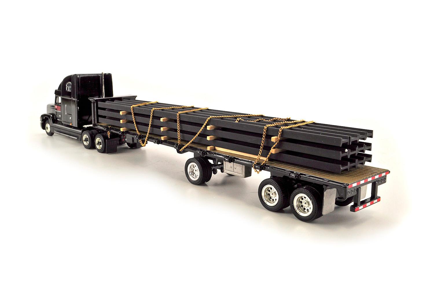 Freightliner FLD Tractor w/Beam Load "Texaco" - 1:54