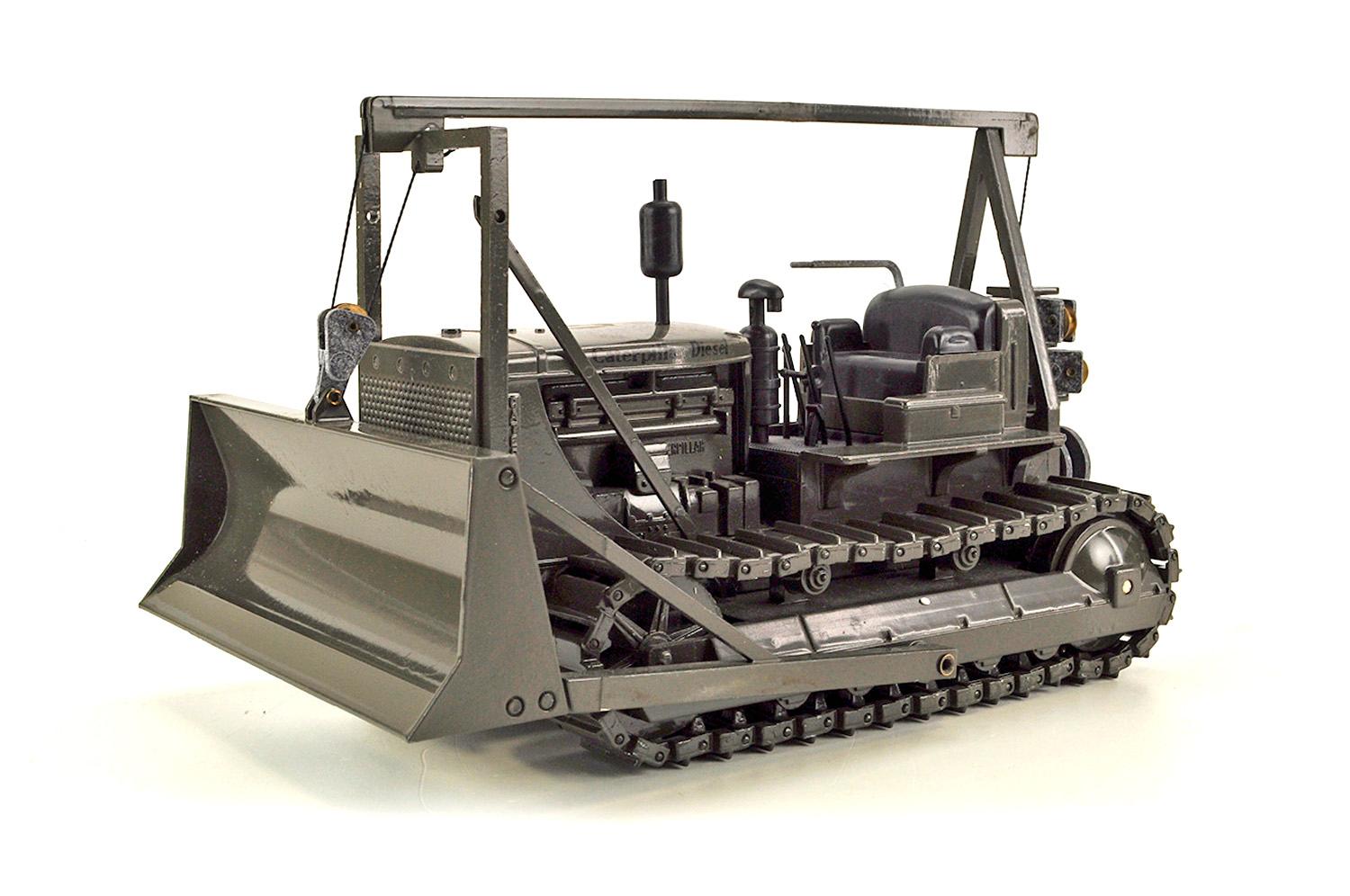 Caterpillar D7 Track-Type Tractor - 1:25