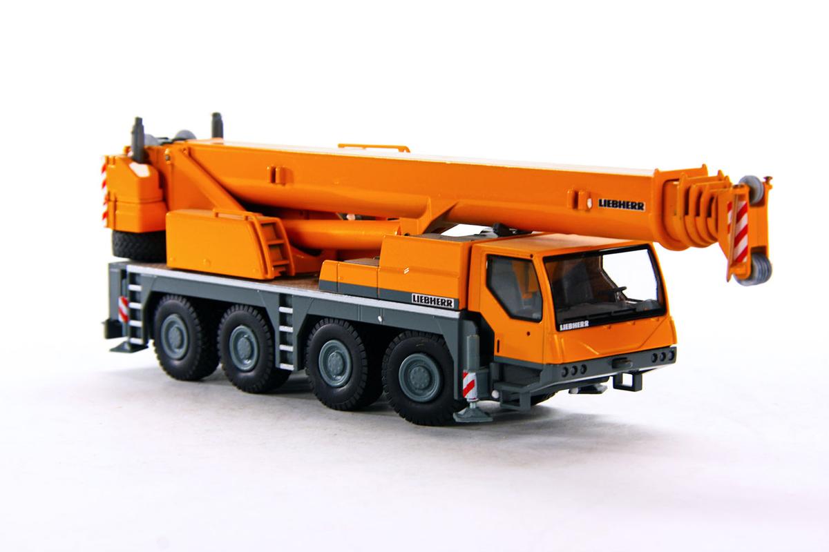 Liebherr LTM1070-4.1 AT Crane