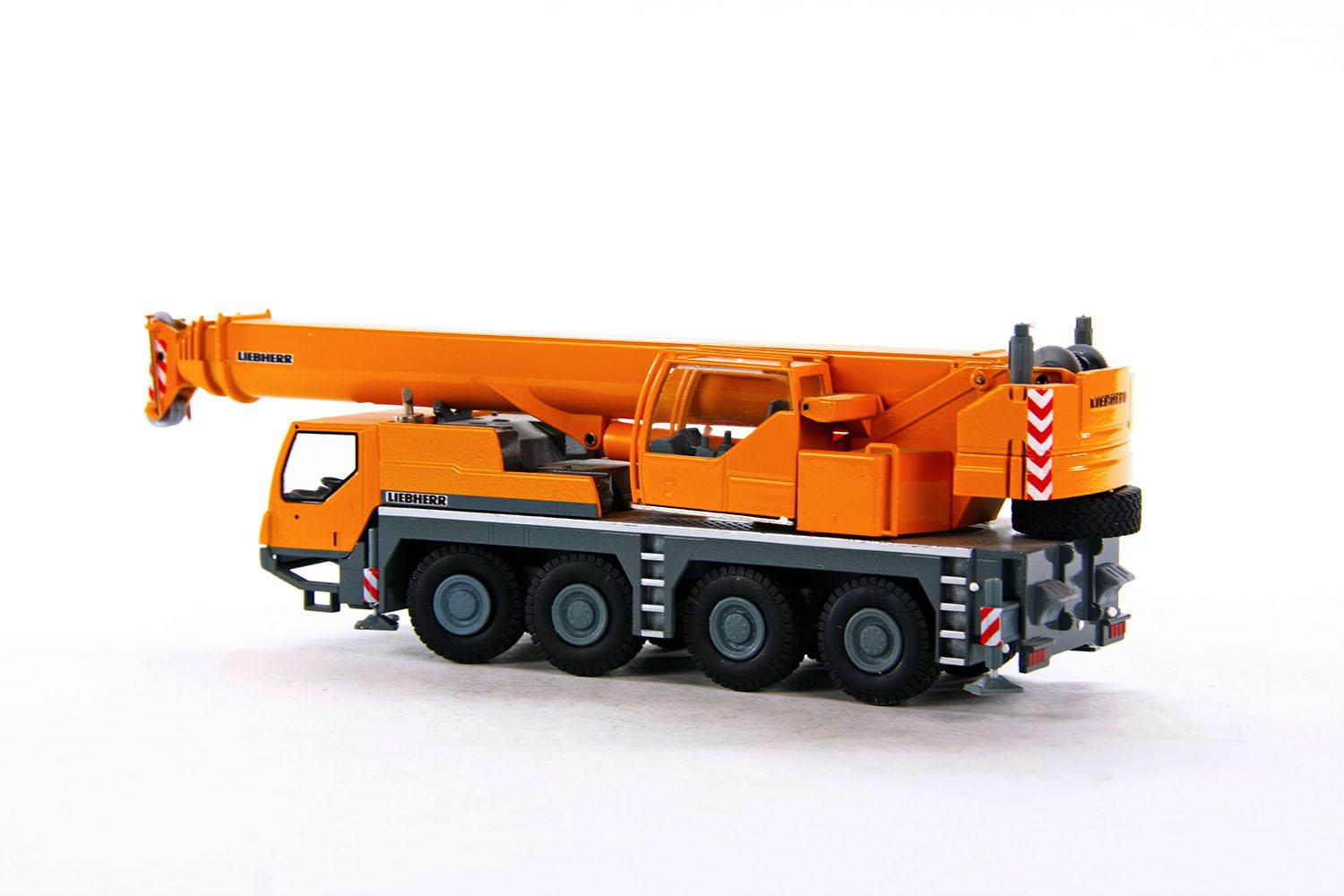 Liebherr LTM1070-4.1 AT Crane