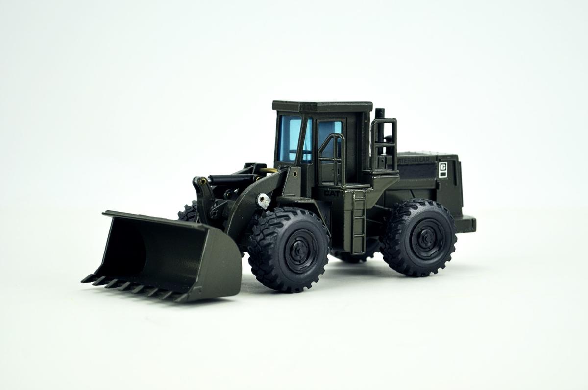 Caterpillar 966D Wheel Loader - Military