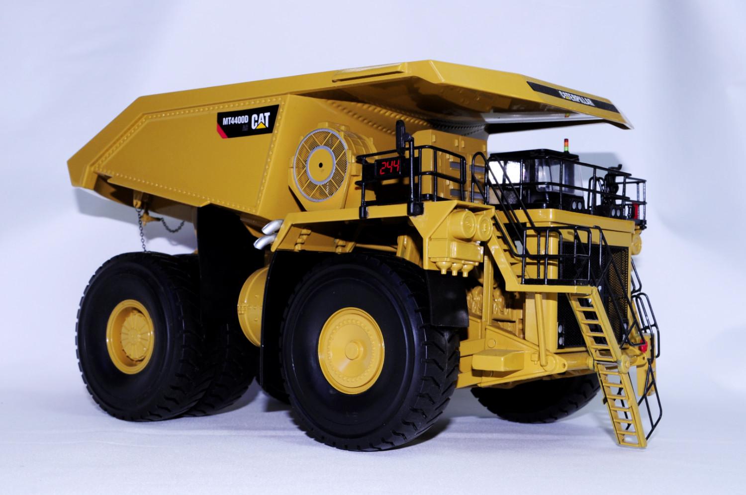 Caterpillar MT4400 Mining Truck