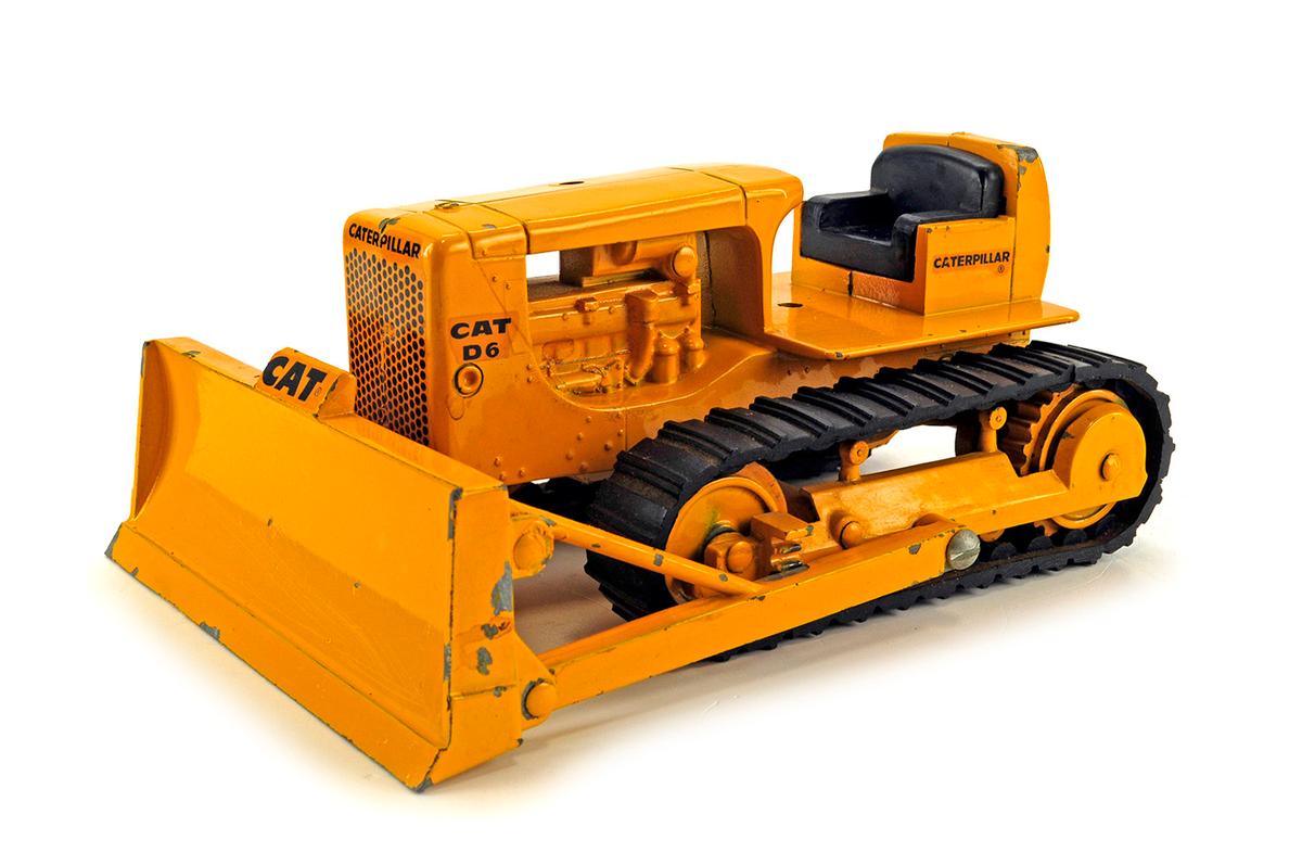 Caterpillar D6 Dozer - 1:24