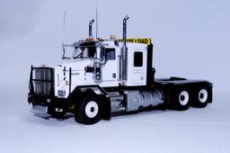 Kenworth C500B Heavy Tractor