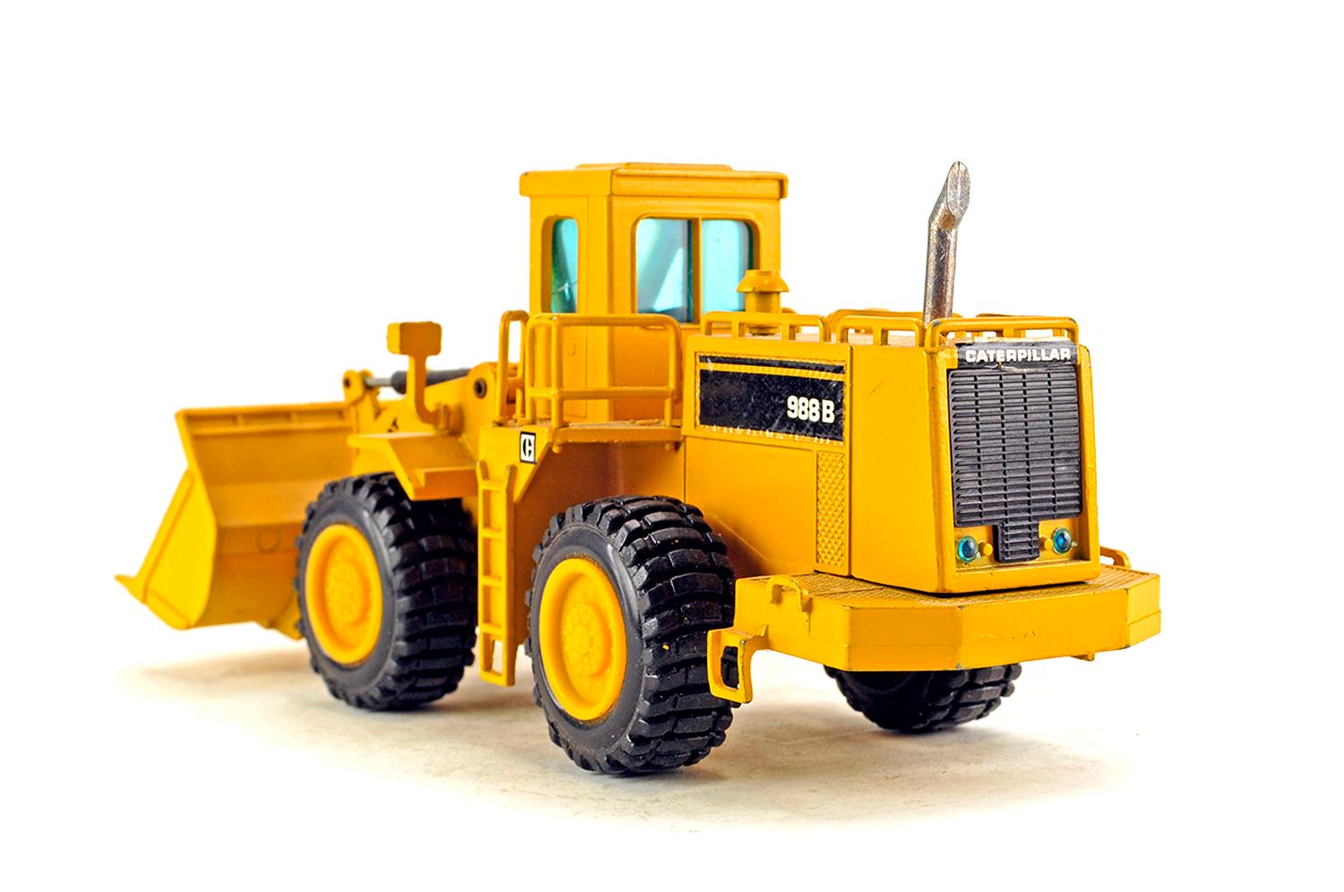 Caterpillar 988B Wheel Loader - Old Colors