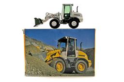 Liebherr L510 Stereo Wheel Loader - White