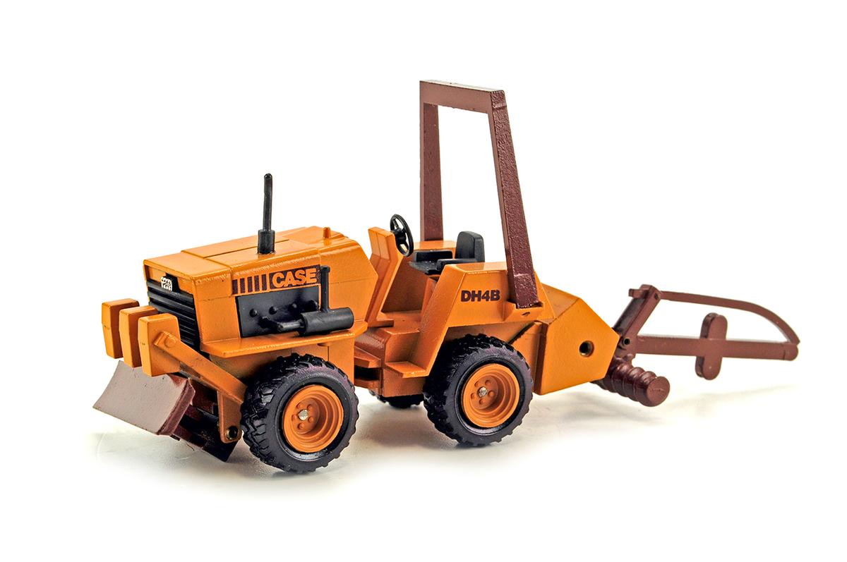 Case DH4B Trencher - 1:35