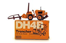 Case DH4B Trencher - 1:35