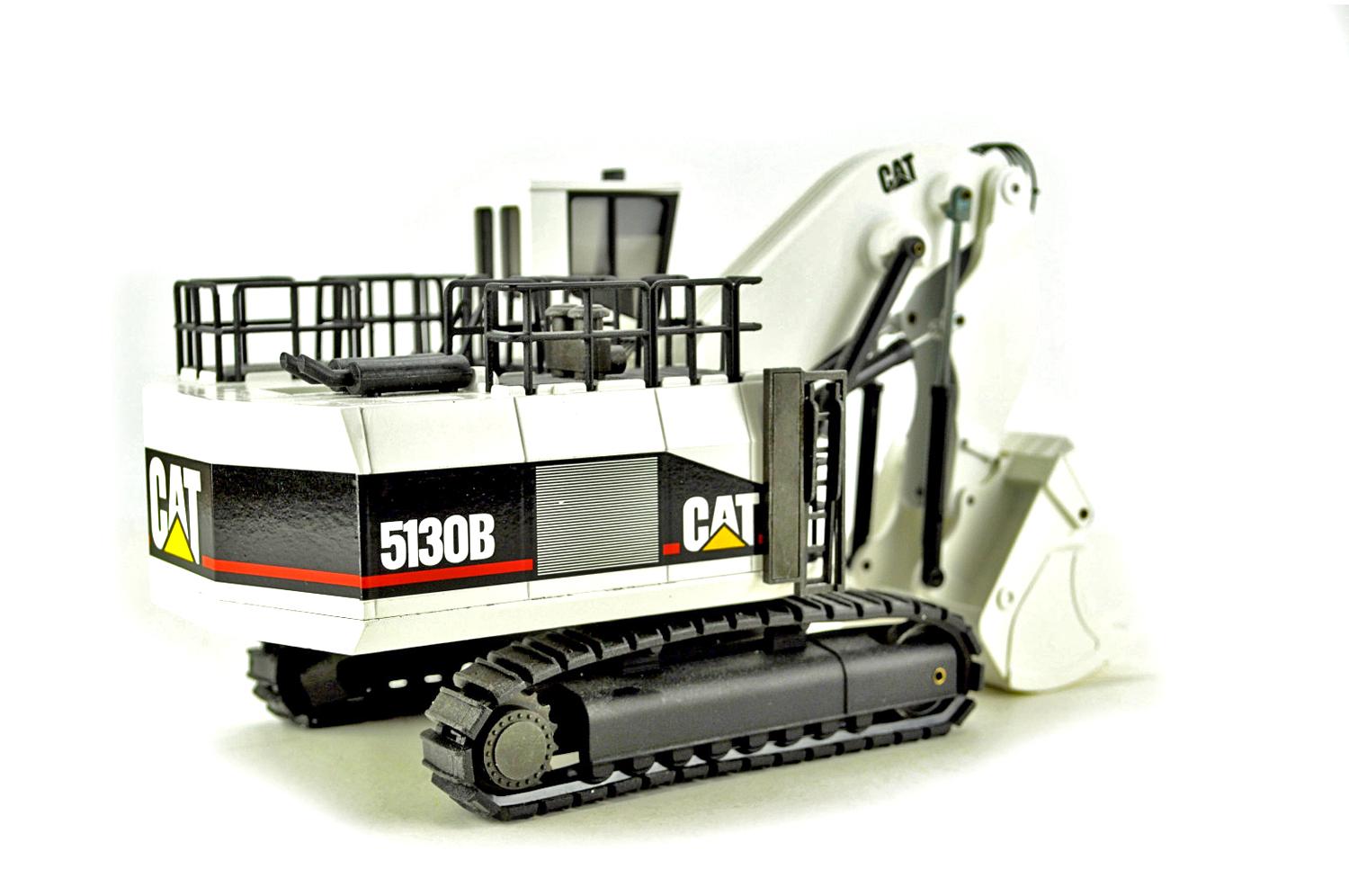 Caterpillar 5130 Shovel - White