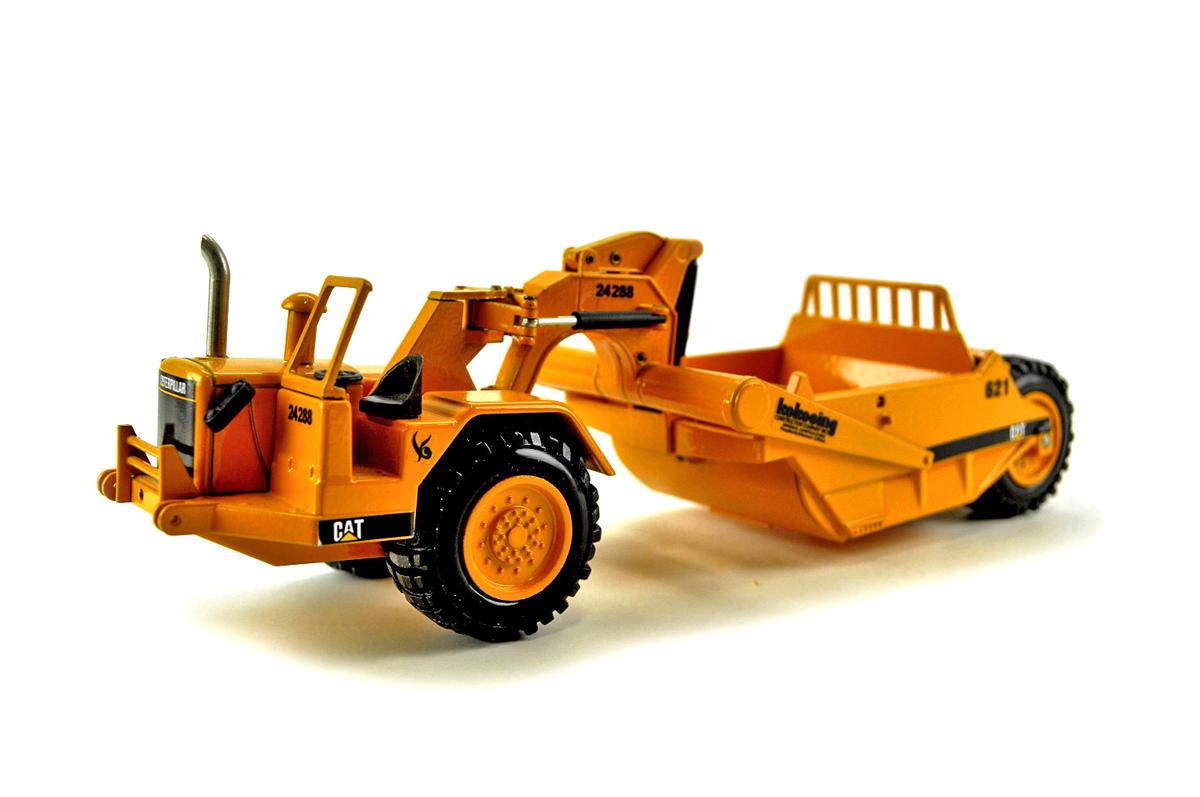 Caterpillar 621 Scraper - Kokosing