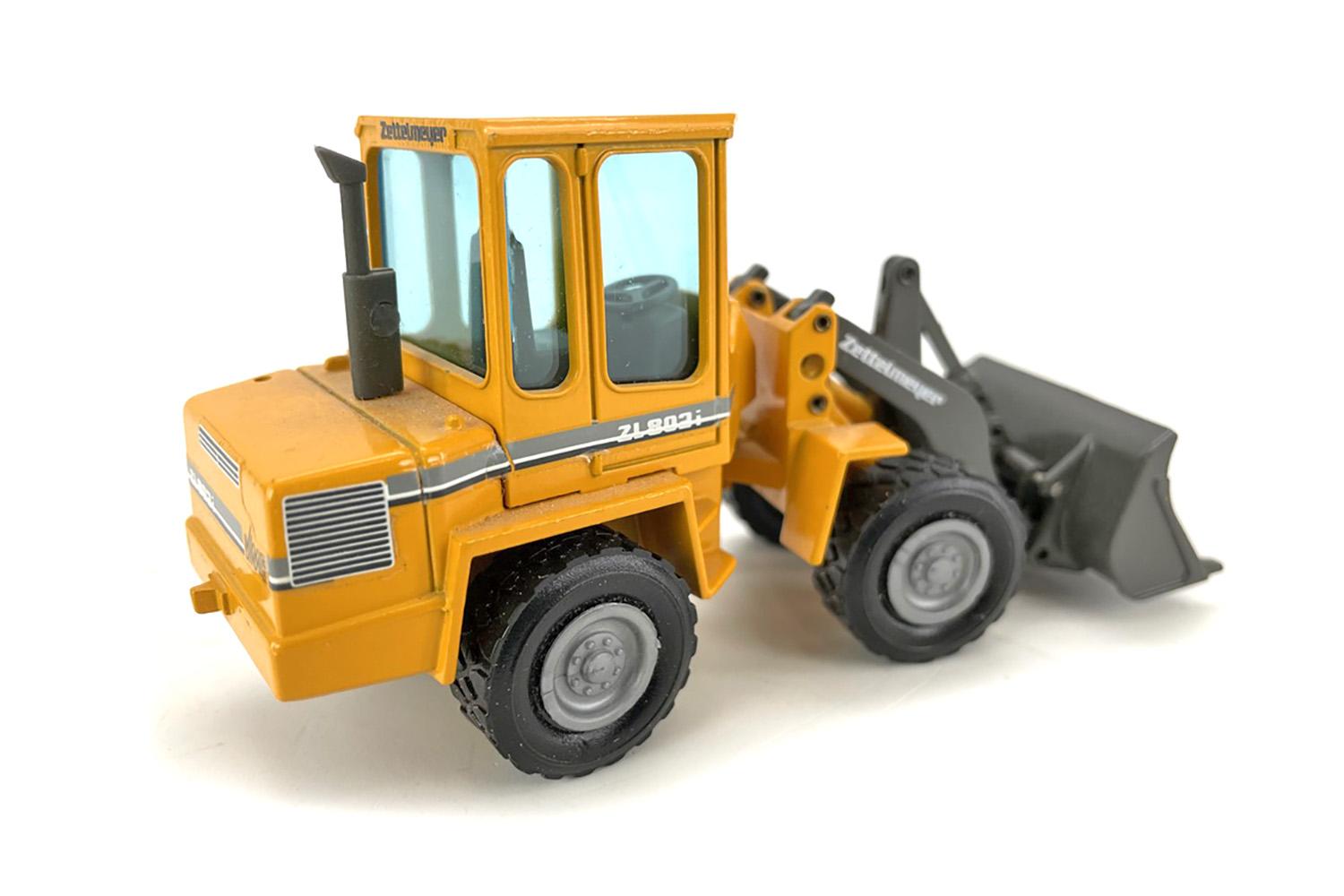 Zettlemeyer ZL803i Wheel Loader