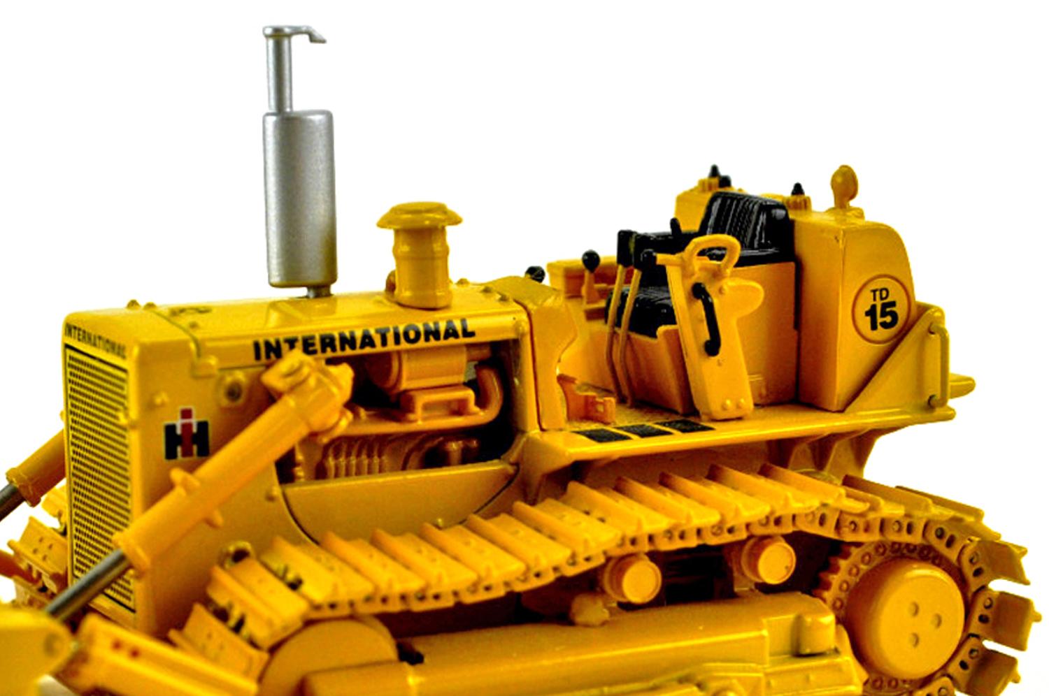 International TD-15 Crawler Dozer w/Blade & Hitch