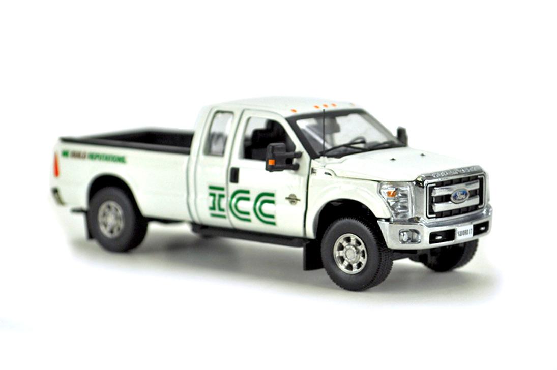Ford F250 Pickup Truck - Chrome Wheels - ICC