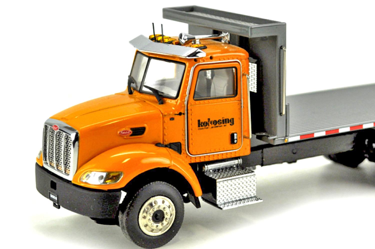 Peterbilt 335 Flatbed - Kokosing