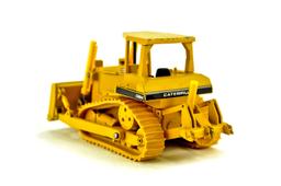 Caterpillar D6H Dozer w/Rollers