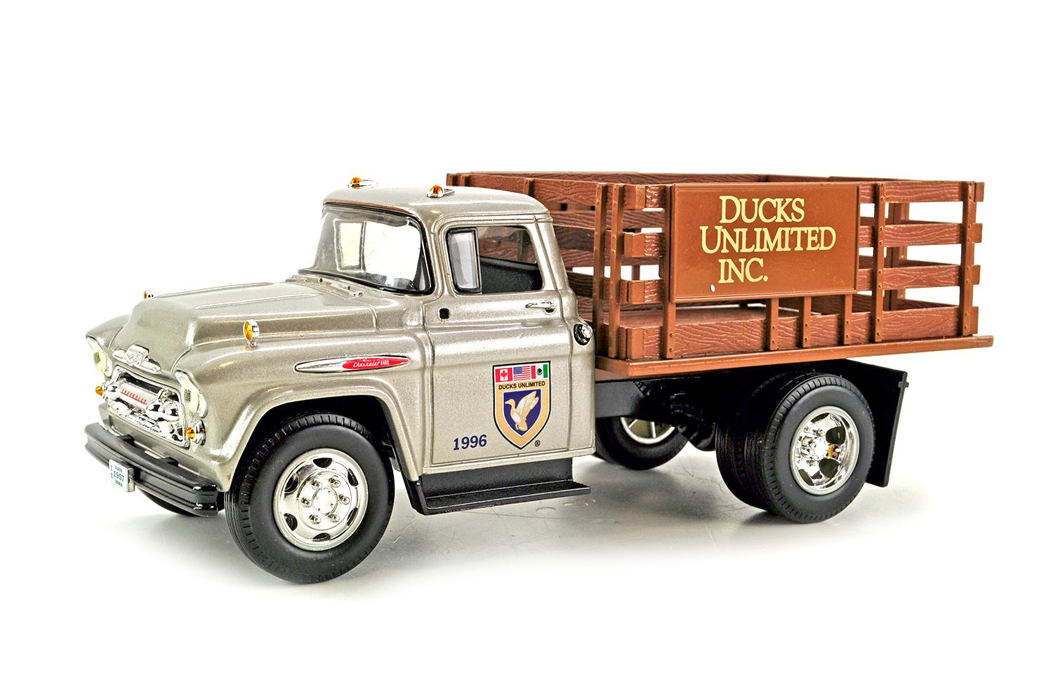 Chevy 1957 Stake Truck - Ducks Unlimited - 1:25