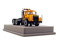 Mack DM800 Tandem Axle Tractor - Yellow/Black