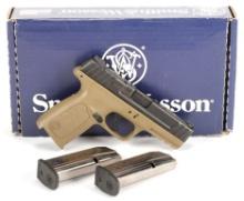 Smith & Wesson SD9 in 9 MM