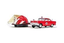 Ford 1956 Fire Chief Car & Helmet - Texaco - 1:34
