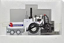 Caterpillar 140H Motor Grader - Silver