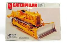 Caterpillar DH8 Dozer - Model Kit - 1:25