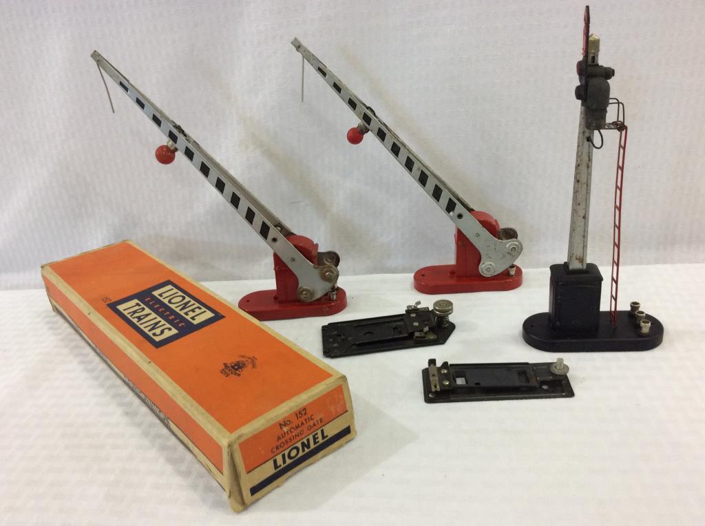 Group of Lionel Accessories-Most in Used
