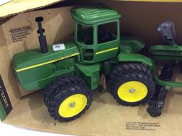 John Deere Die Cast 1/16th Scale Tractor & Disk by
