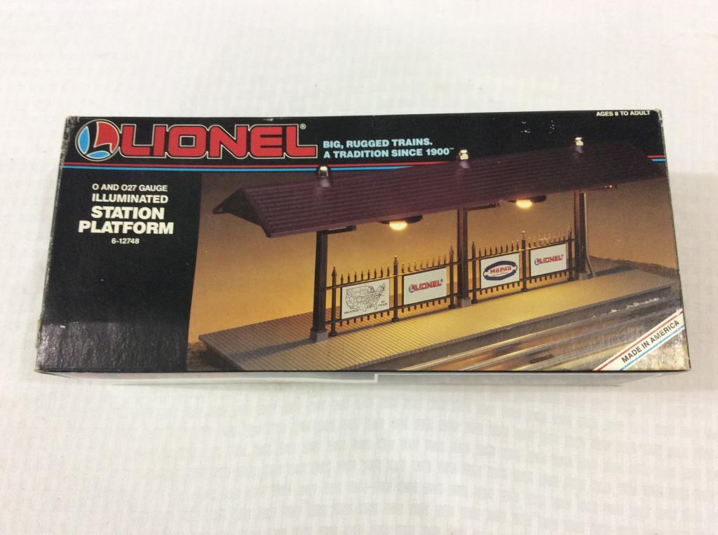 Lot of 3 Lionel O & 027 Gauge Illuminated