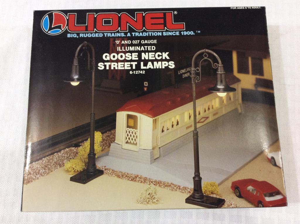 Lot of 3 Lionel O & 027 Gauge Illuminated