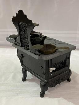 Child's Cast Iron Stove-Missing 2-Burner Covers