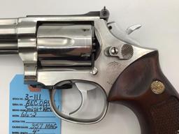 Smith & Wesson Model 66-2 357 Mag