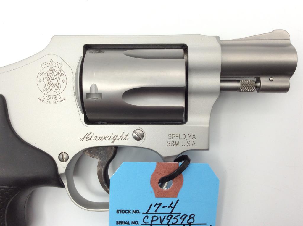 Smith & Wesson  642 Air weight 38 Special