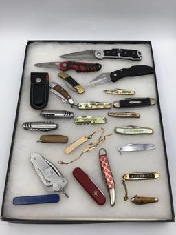 Group of Approx. 22 Various Folding Knives